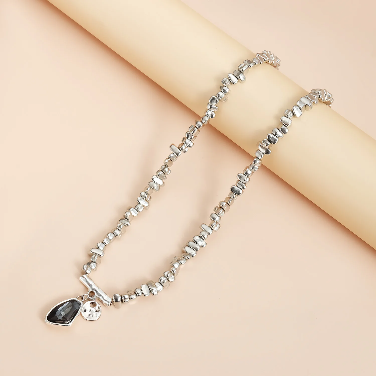 New Irregular Beads Choker Necklace for Women Fashion Elegant Bracelets Black Heart Pendant Necklaces Wedding Party Jewelry Gift image 6