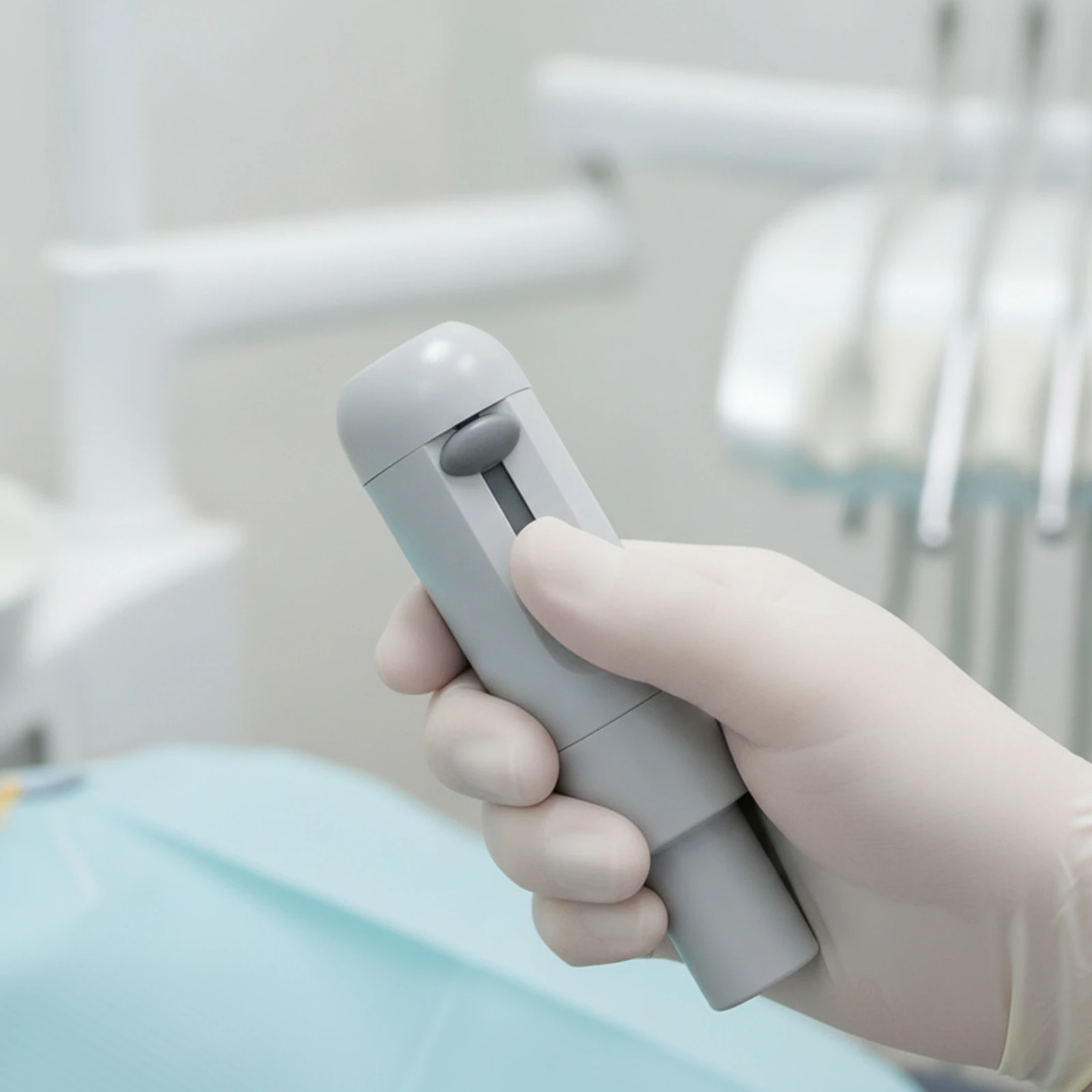 Suction Handle with Sliding Control Gray Oral Suction Handle Cylindrical for Dentists