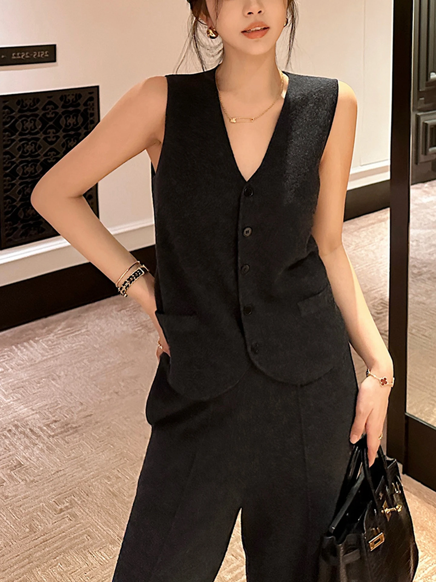 Gilet in Lana Lavorato a Maglia, Capospalla di Alta Qualità, Stile Retrò, Elegante, per il Lavoro, in Fibra di Poliestere, Scollo a V, Lunghezza Regolare