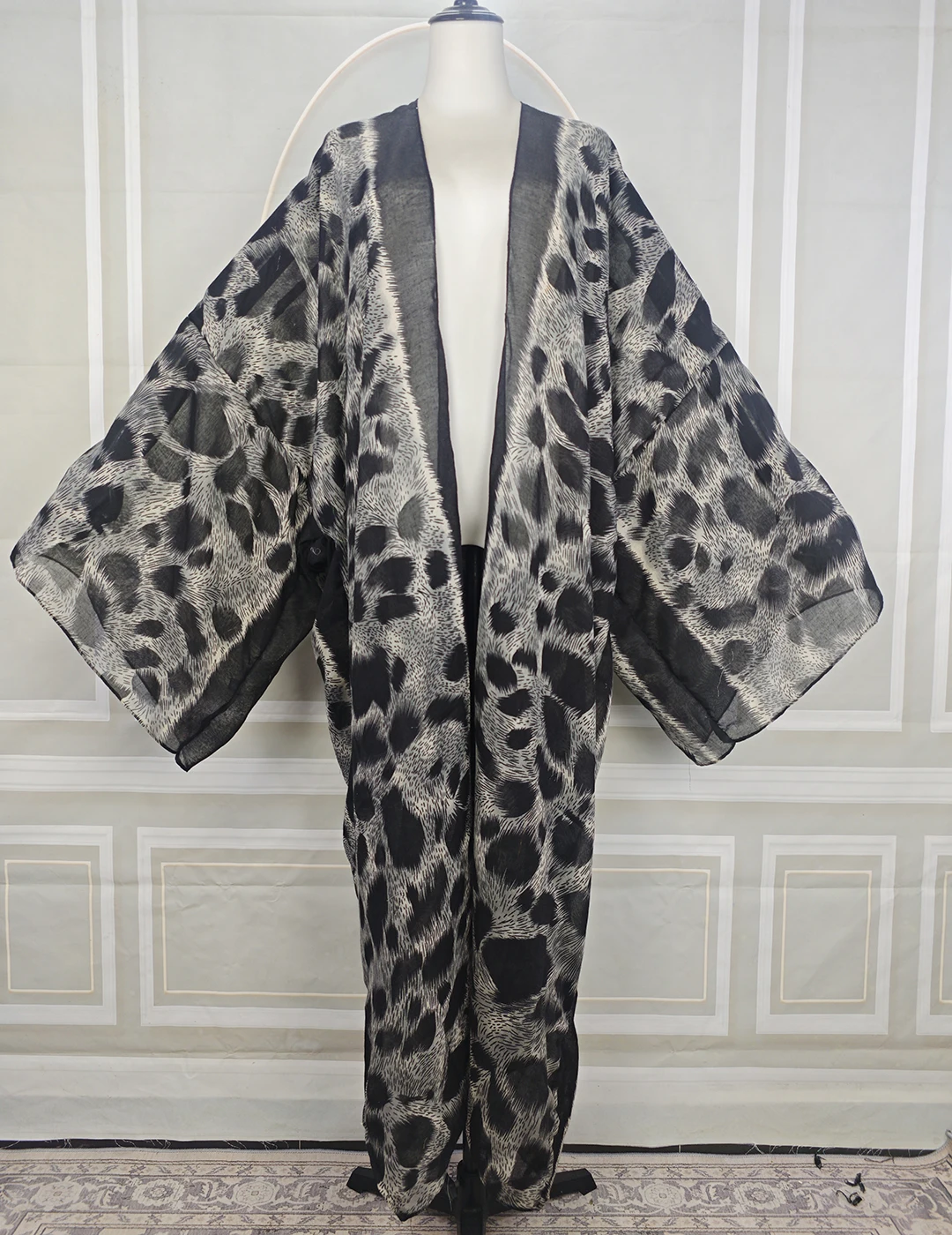 

Мусульманская мода для женщин Длинные кимоно Рамадан Свободная Абая Oversize Элегантная женская пляжная одежда Бикини Cover Up Африканский блогер Дастер