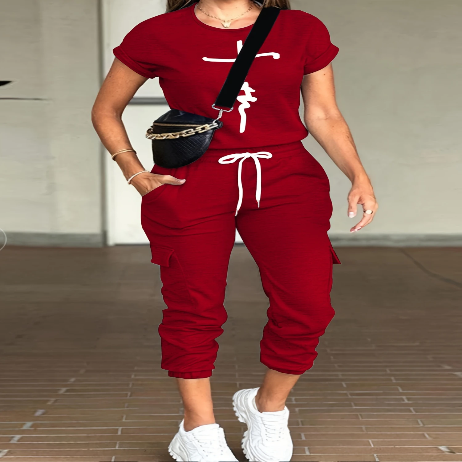 Chic Letter Print Lounge Set for Women - Comfy Short Sleeve Crew Neck Tee & Adjustable Drawstring Pants, Perfect for Casual Outi