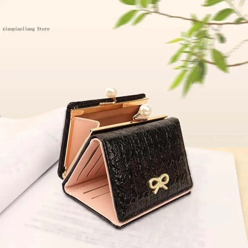 Korean Version 30% Off Short Female Wallet Student Folding Cartoon Cute Butterfly Card Bag Wallet Fashionable and Versatile