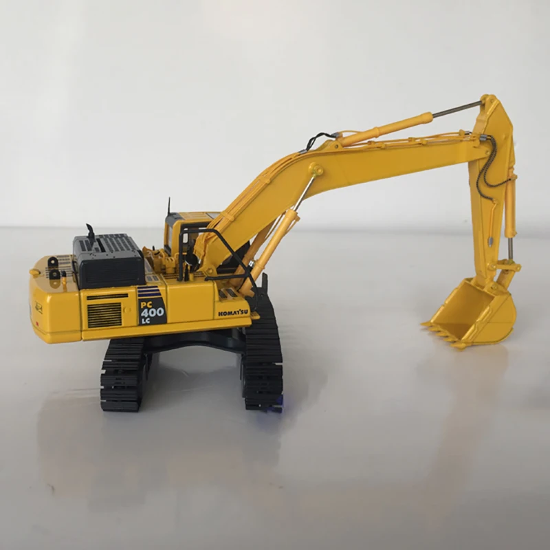 Diecast 1:50 Scale KOMATSU PC400LC-8 PC450-8 Excavator Alloy Engineering Model Collection Souvenir Display Ornaments Gift Toy