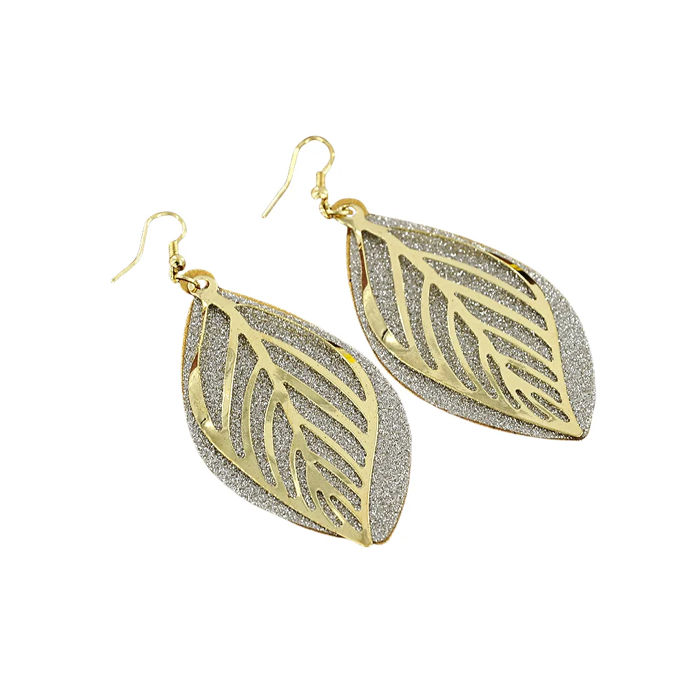 เครื่องประดับแฟชั่นต่างหูโลหะสองโทนสีทองดีไซน์เรียบง่ายต่างหูรูปหยดน้ำห้อยสวยสำหรับผู้หญิงผู้หญิง