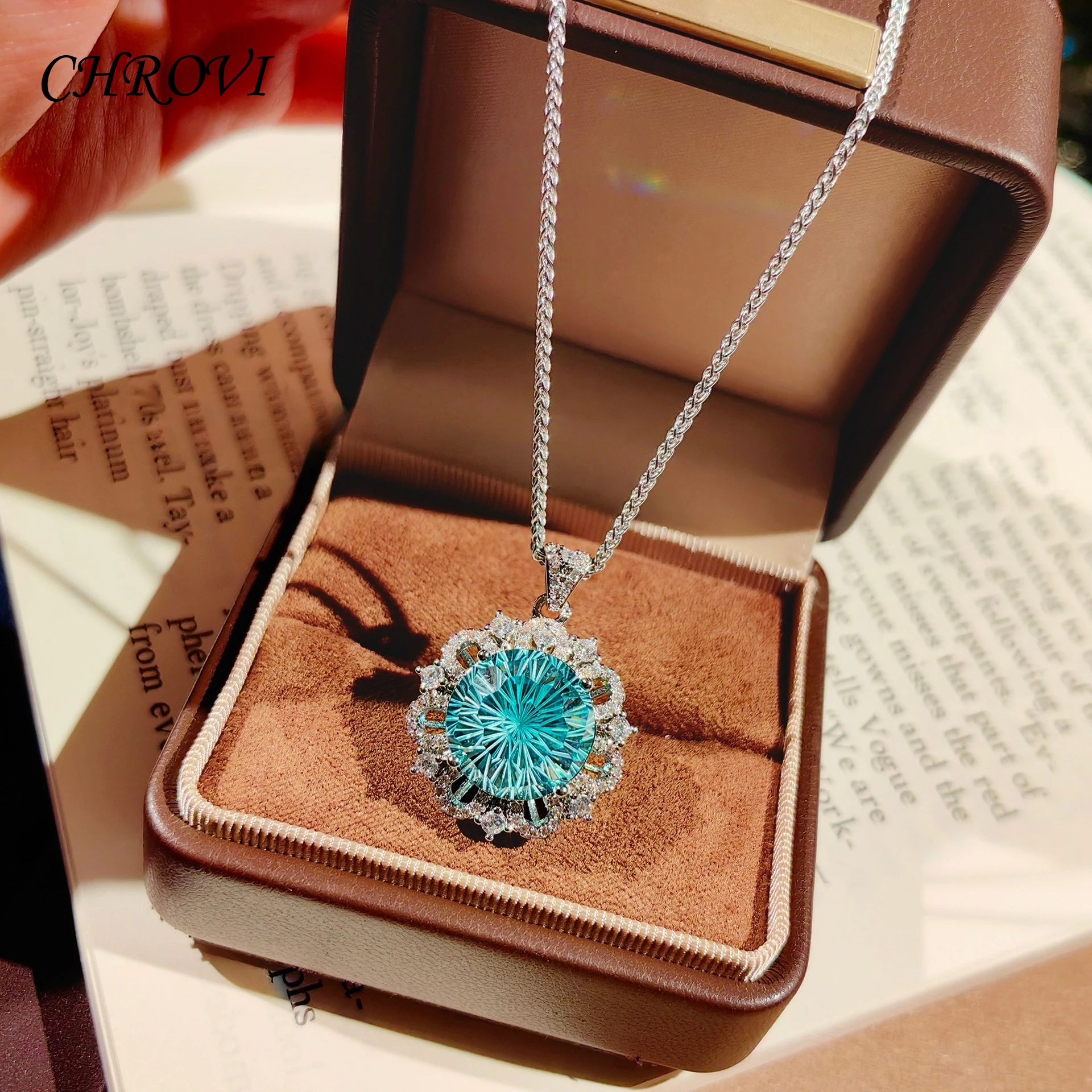 Luxuriöse 925 Sterling Silber Sonnenblumen-Feuerwerk-Schliff Halskette mit Edelstein-Schlüsselbeinkette für Damen Choker-Halskette – Detail 4