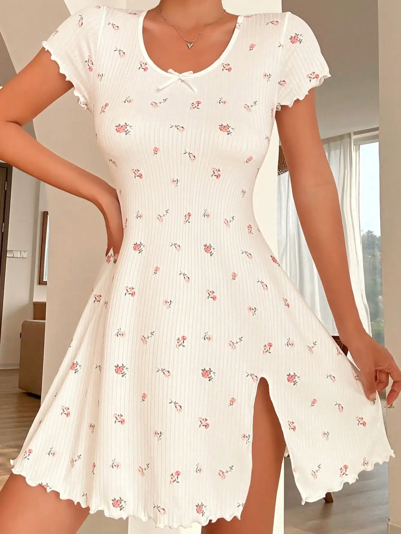 

Women's Floral Print Ribbed Short Sleeve Nightgown with Bow Detail