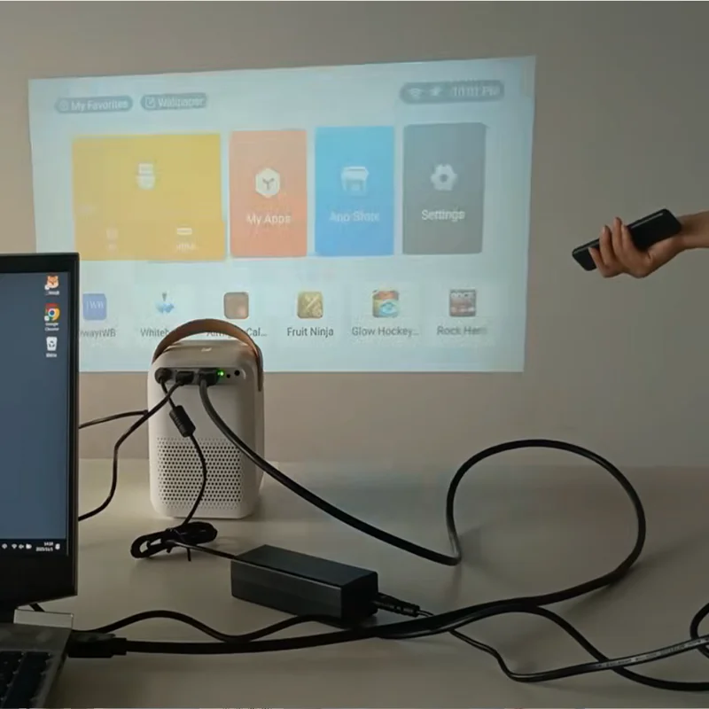 جهاز عرض المسرح المنزلي الذكي يدعم التفاعل القلم عالي الدقة للأطفال جهاز عرض صغير للمسرح المنزلي التعليمي