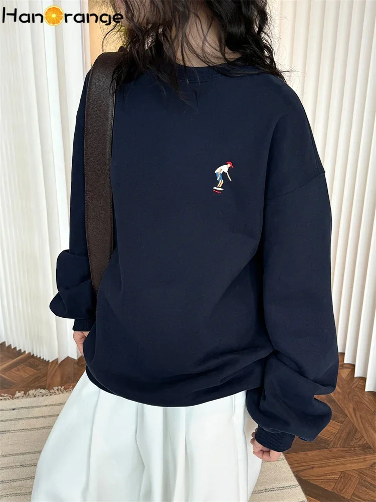 HanOrange 2024 Winter O-Neck Embroidered Velvet Sweatshirt Women Thick Warm Loose Silhouette Top Navy Blue/Pink