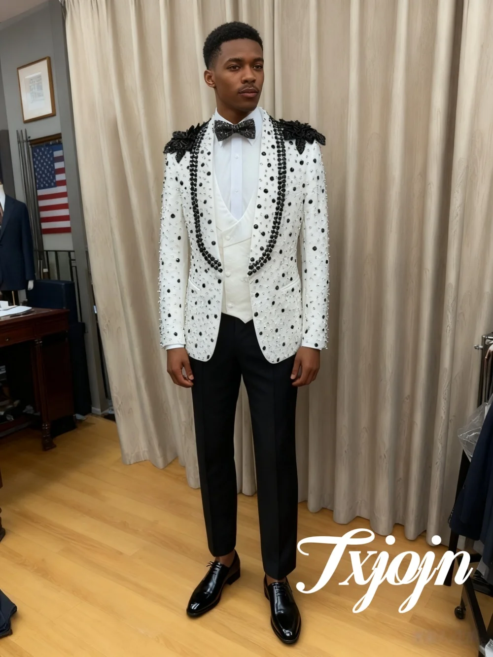 

Elegant Crystal Shawl Lapel Men's 3PCS Suit Set 2026 For Wedding Groom Formal Party Suit Blazers Pants Men's Suit