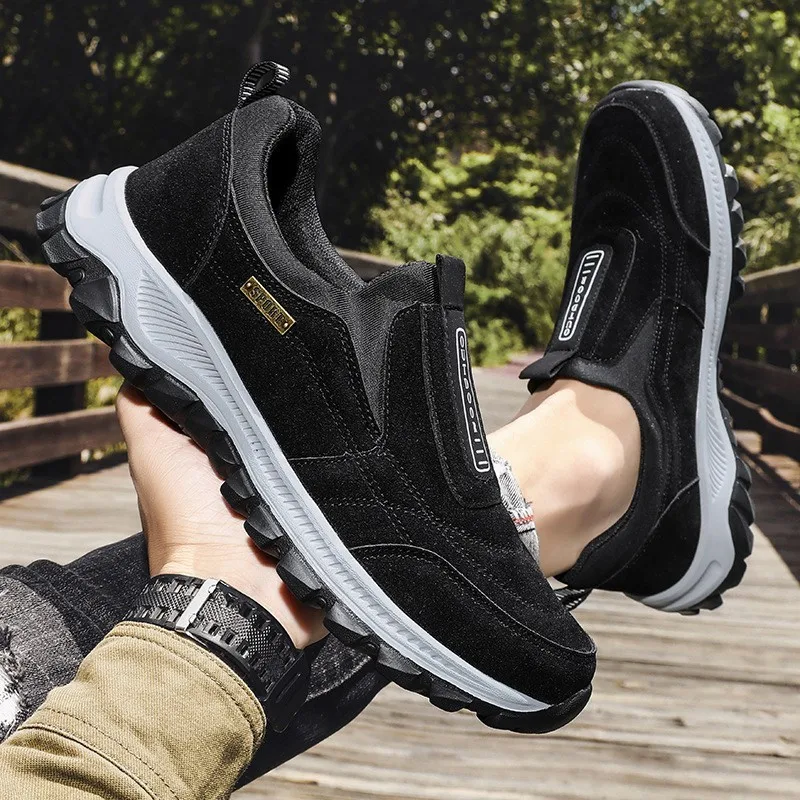 Zapatos vulcanizados antideslizantes para hombre, zapatillas informales transpirables para caminar al aire libre, resistentes al desgaste, senderismo, Otoño, 2024