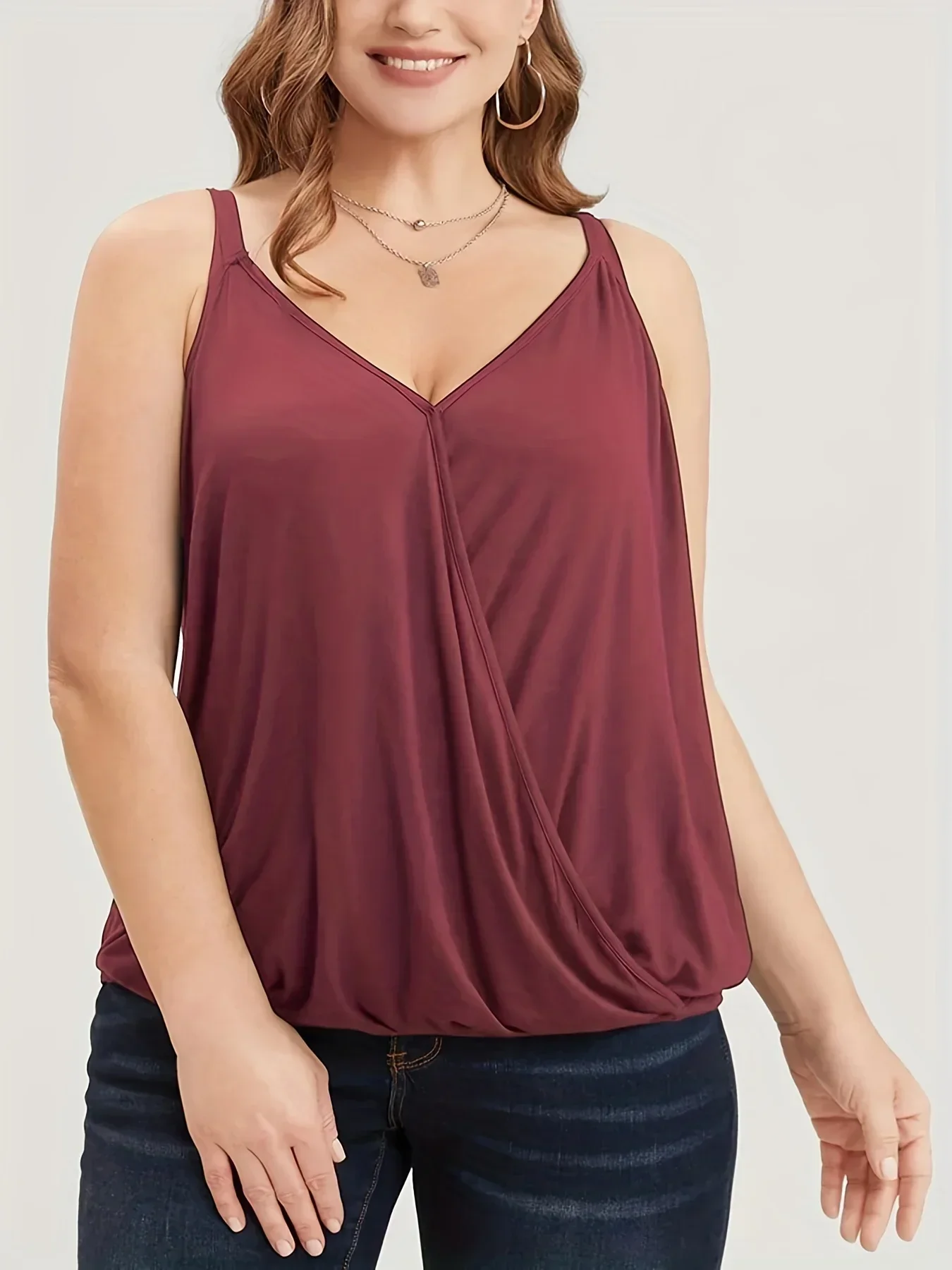 

Summer Women's Plus Size 1XL-5XL Solid Color Fashion V-neck Vest Casual Loose Sleeveless Top