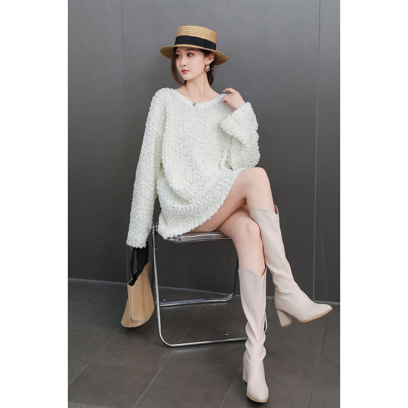 2025 Spring New Elegant O-Neck Sweater Loose Long Sleeve Thick Warm Knitted Sweater for Women J752