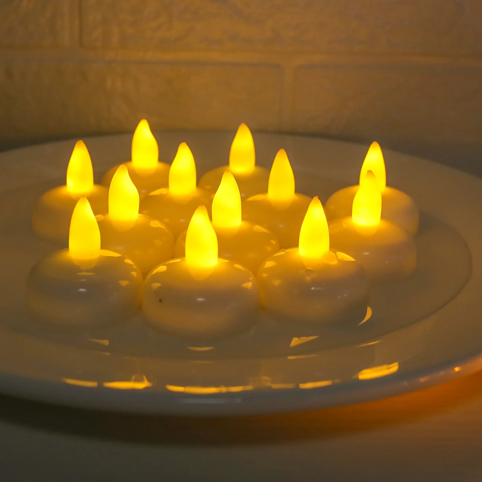 Flameless LED Floating Candles Waterproof Tealights Battery Operated Water Activated Flickering Candle for Weddings Pool Party