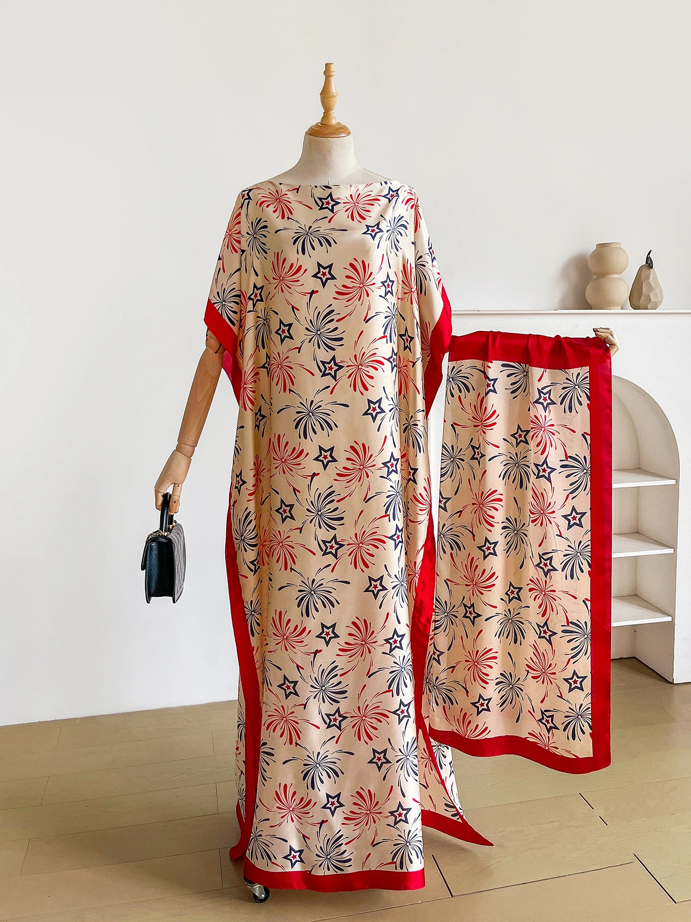 Sommer-Abaya-Kaftan mit Feuerwerk- und Sonnenbrillen-Print und Schal, lockeres Fledermausärmel-Maxikleid für muslimische Frauen, Strandkleidung