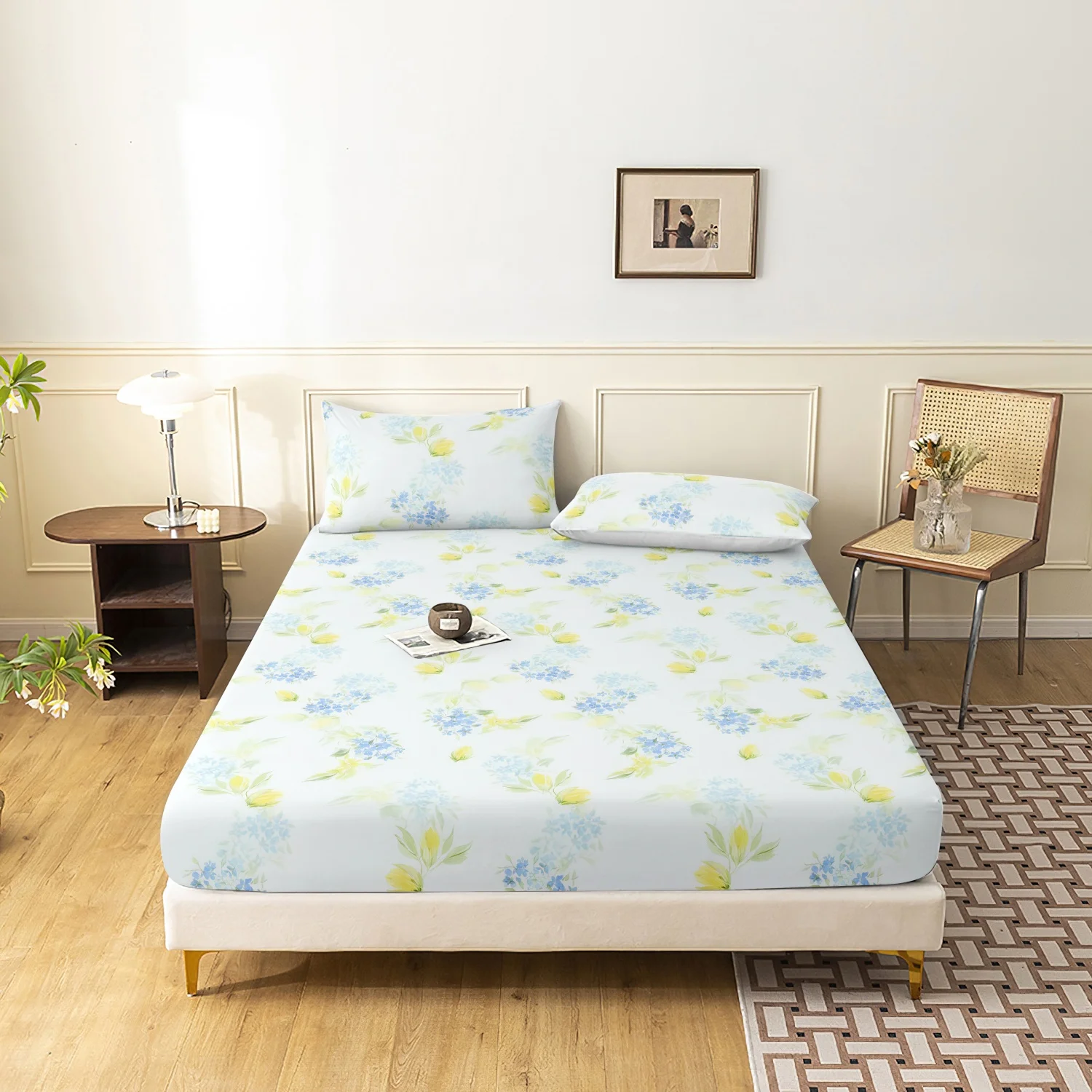 3Pcs Light Blue Hydrangea Floral Fitted Sheet Set, Pale Blue Watercolor Blue Flower and Yellow Bud Print Deep Pocket Bedding