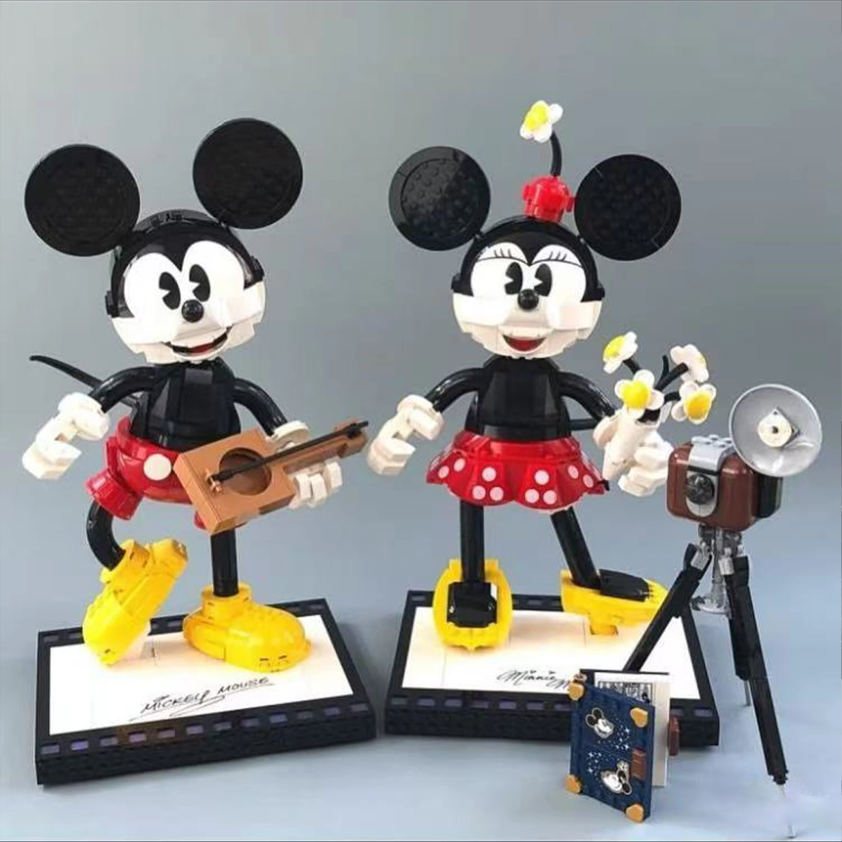 1739PCS Mickey & Minnie 3D Bausteine Figuren Film Charakter Modell Cartoon Display Dekoration Urlaub Geschenk Weihnachten Geschenk