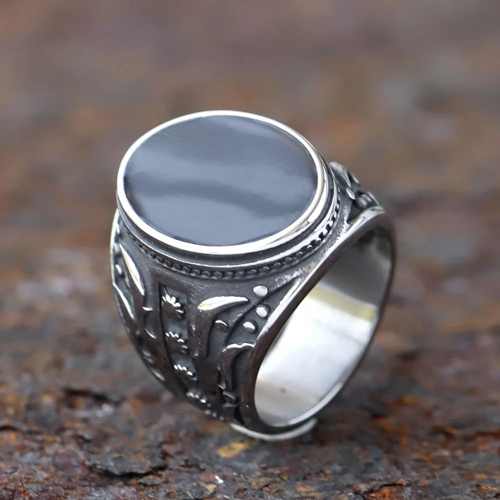 2024 New Fashion Flat Black Crystal Carved Pattern Men\'s Ring European and American Ring Jewelry