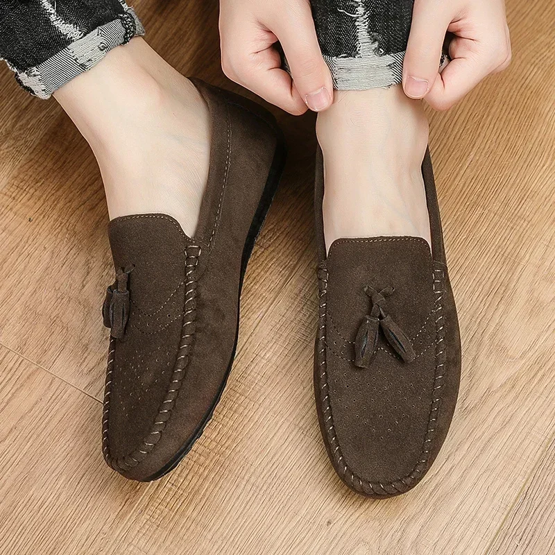 Fashion Suede Men Casual Shoes Comfortable Mens Loafers Breathable Slip-on Leather Driving Shoes Lazy Shoes Moccasins