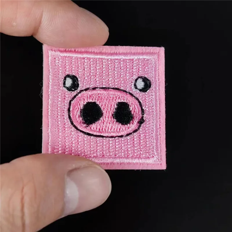 Embroidery Fashion Patch Pig Iron on Patch for clothing accessories Pink Style Pattern Logo Strange things Diy Gifts