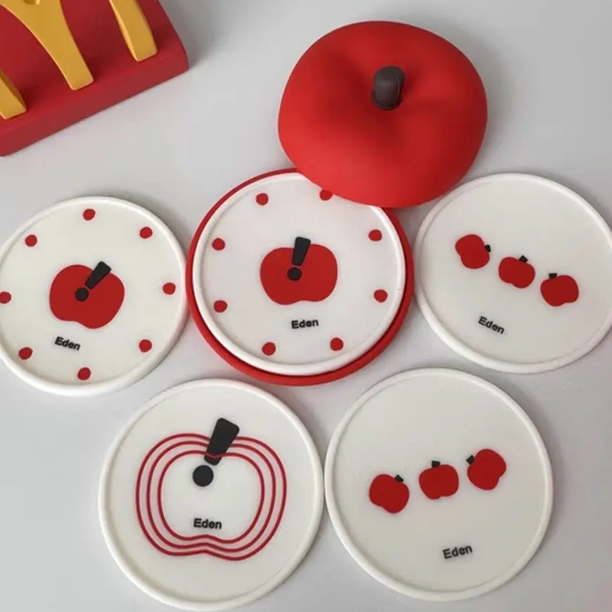 Apple circular insulation pad cartoon simulation anti scalding pad for coffee mugs tea cups kitchen casserole and tableware pad
