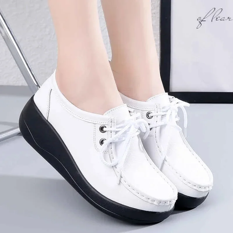 Frauen Schuhe Wohnungen Leder Turnschuhe Frauen bequeme weibliche Casual Walking Schuhe Mode große Slipper Schuhe Frauen