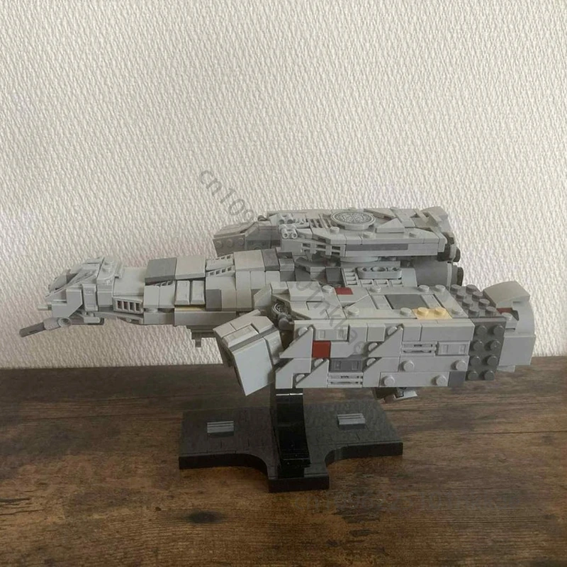 Model Perang Kapal Luar Angkasa MOC Alien USCSS Nostromo Skala Midi Blok Bangunan Pace War Militer Bata DIY Perakitan Mainan Anak Hadiah