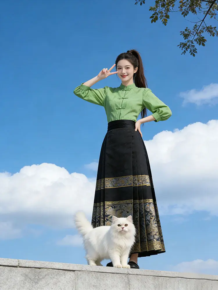 

Весенняя модная китайская рубашка-жакет для женщин: повседневная свободная модель с длинным рукавом, круглым вырезом и пуговицами – сенсация сезона