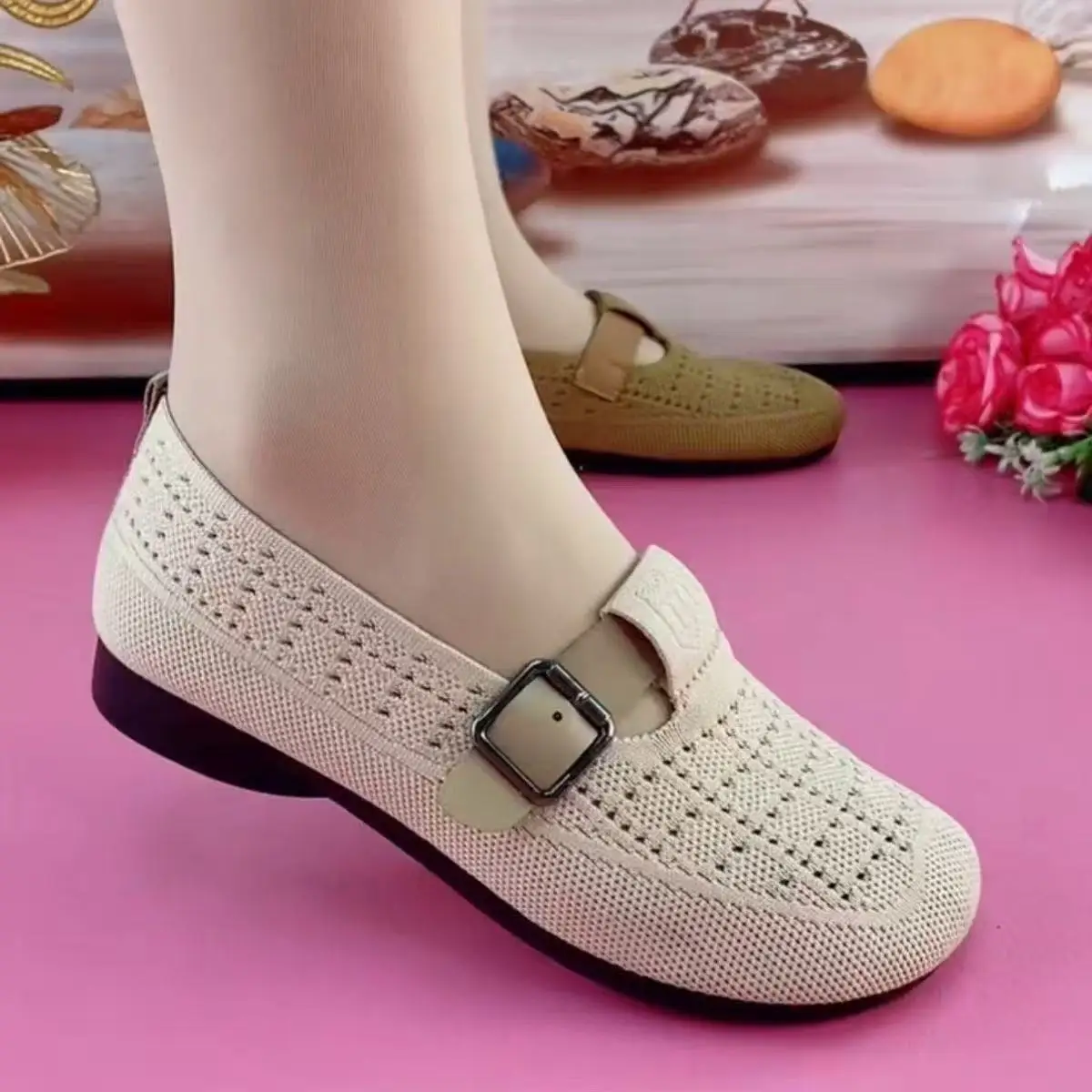 2026 Sommer Damen Atmungsaktive Mesh Mary Jane Flats Weiche Rutschfeste Sohle Leichte Bequeme Slip-on Laufschuhe für Mütter – Detail 7