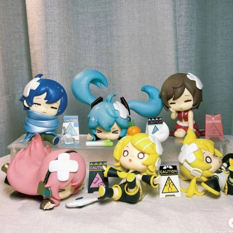 

Хацунэ Мику падающая поза гашапон слепая коробка Kaito Meiko Kawaii гаражный комплект декор для рабочего стола аниме периферийные милые игрушки подарок