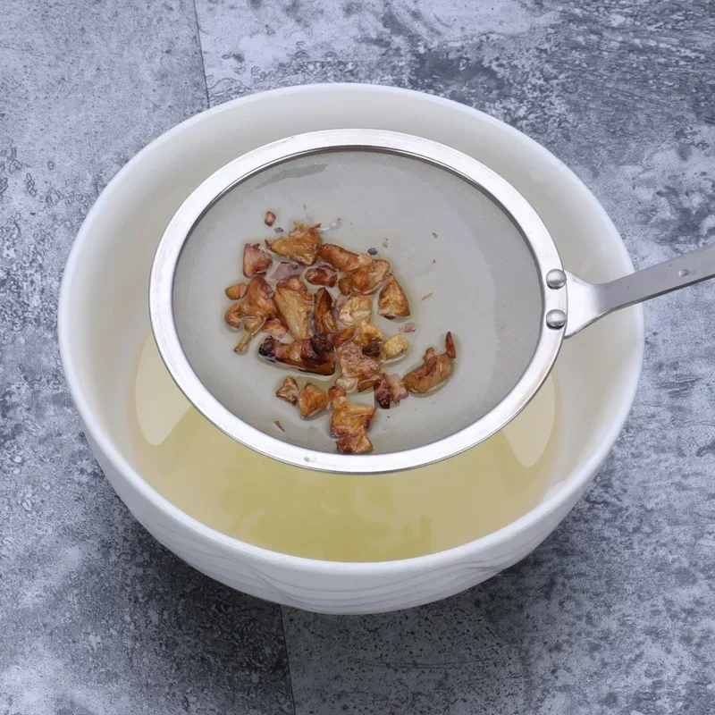 10/12cm Multi-functional Filter Spoon 304 Stainless Steel Oil Spill Spoon Filter Colander Kitchen Oil-Frying Flour Mesh Sieve view 6