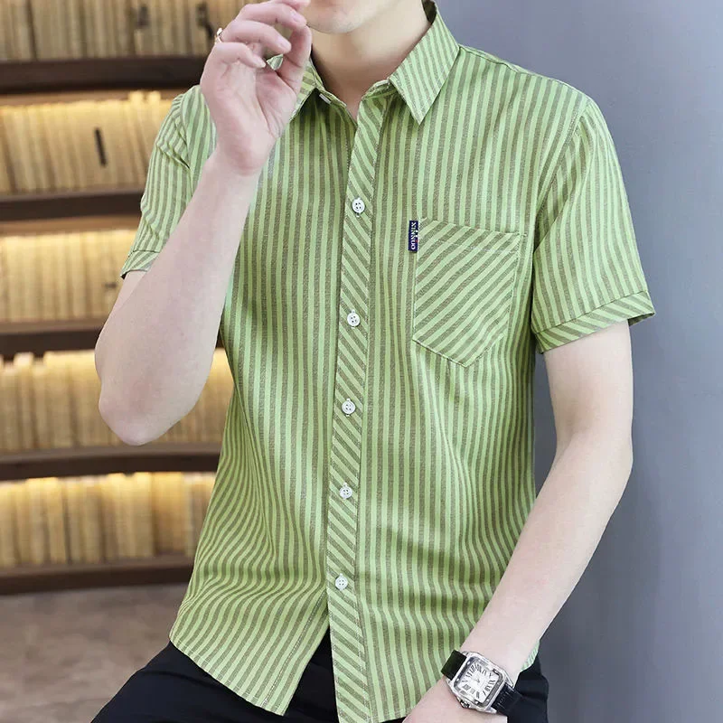 

Fashion Men's Striped Printed Button Shirt Trend Fashionable Short Sleeve Turn-down Collar Shirts Summer Male Clothes Z600