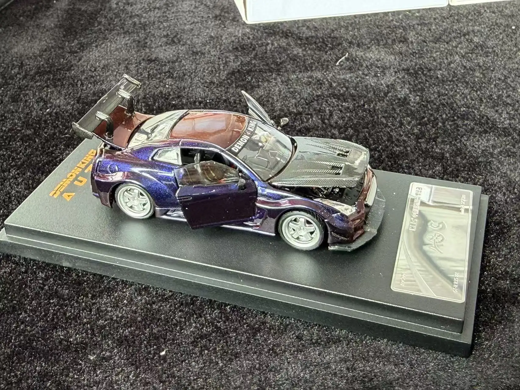 precommande-aoc-1-64-f40-r35-gris-argente-cameleon-hec-modele-de-voiture-miniature-en-metal