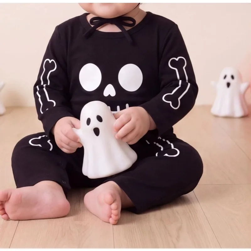 260,000 The New Korean Version of The Baby Onesie Ins Small Skull Print Modeling Romper Baby Fart Coat