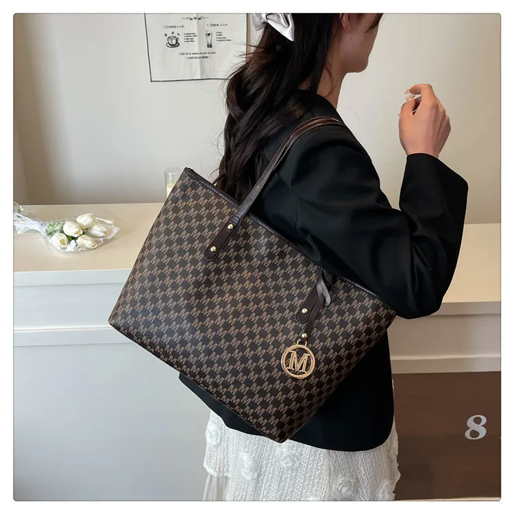 Große Kapazität Pendler-Tragetaschen Modische bedruckte Pu-Leder-Handtasche für Frauen College-Studenten Klasse Handtaschen Schultertasche – Detail 18