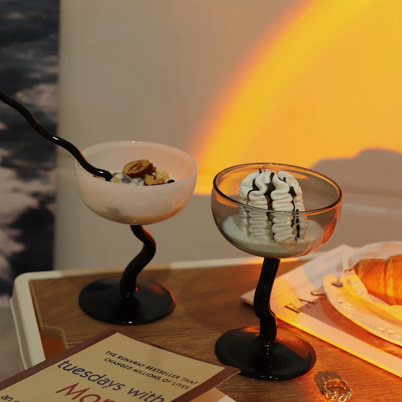 Round Bowl Goblet Dessert Glass Mug S-shaped Cup Stem Ice Cream Bowl Cup Milkshake Dessert Cup Colored Borosilicate  Glass