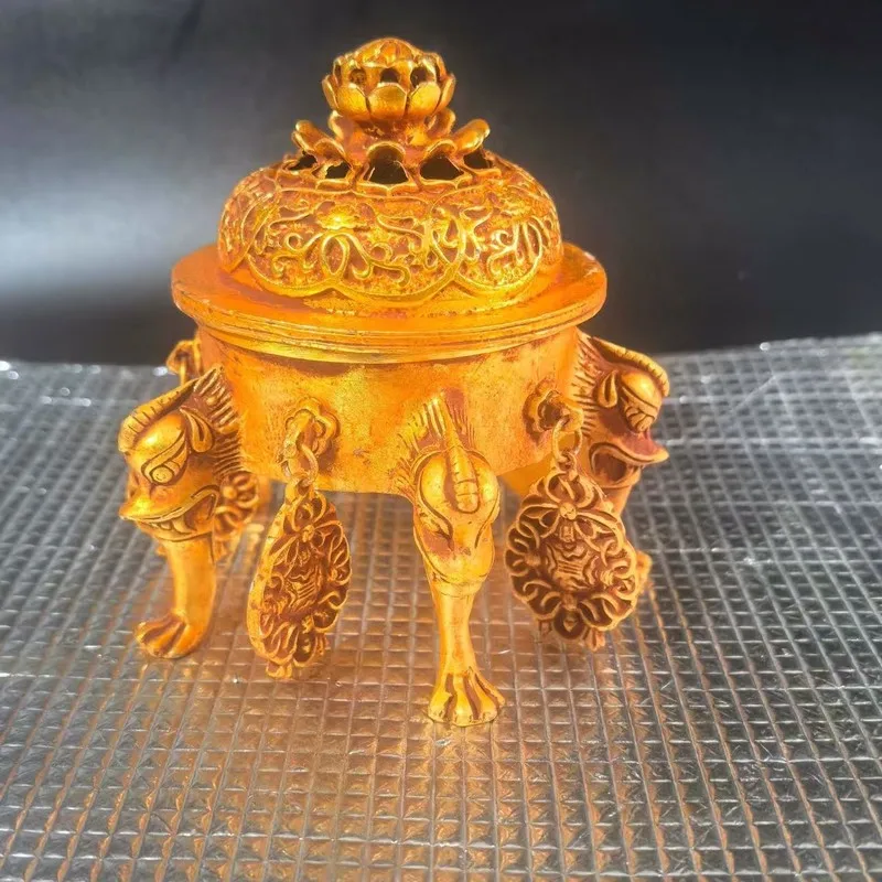 Brass three-legged nine-dragon double-eared craft ornament with lid, mini tea room home incense burner