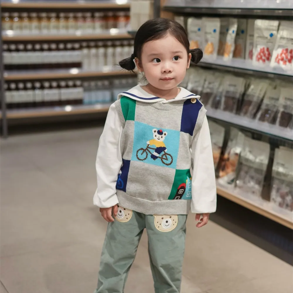 baby sweaters boys clothes girl tops 30% wool sweaters tops Cartoon pattern hand embroidered checkered pattern knitted vest