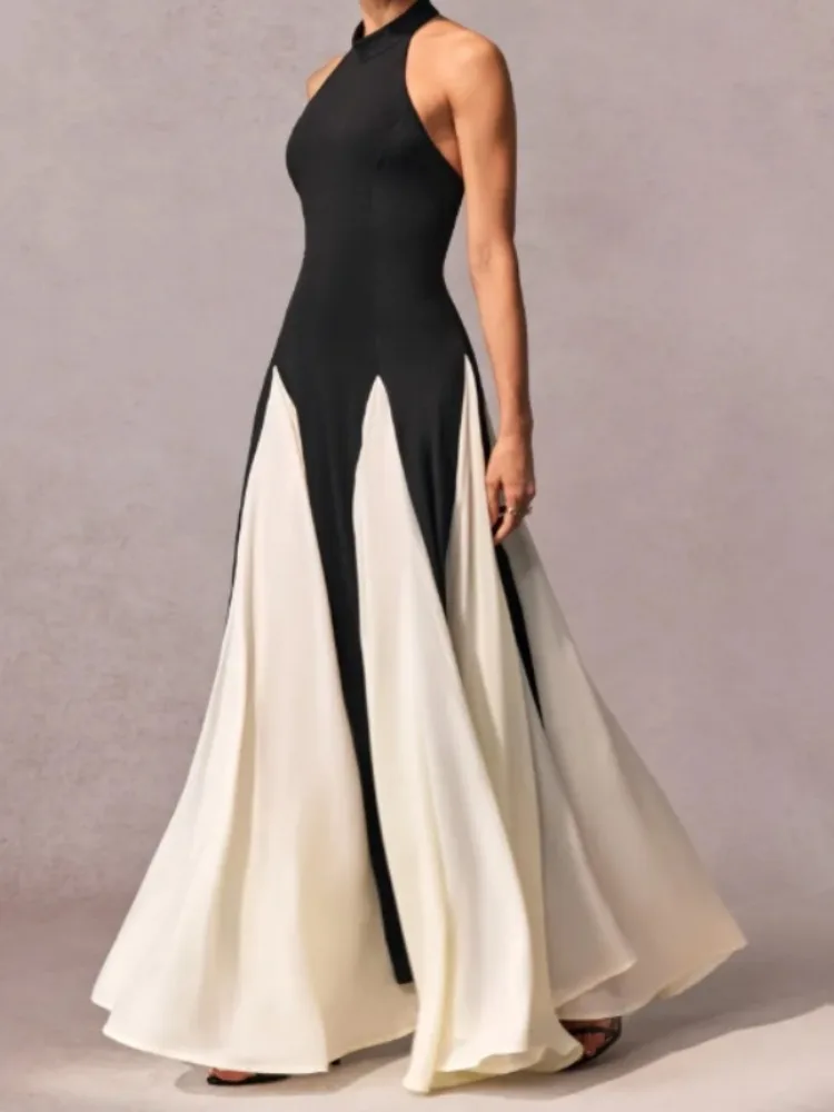 فستان ماكسي Onecozyday 2026 جديد أسود وأبيض بألوان متباينة ورقبة رسن للنساء بدون أكمام بقصة ضيقة على شكل حرف a مطوي للحفلات #3