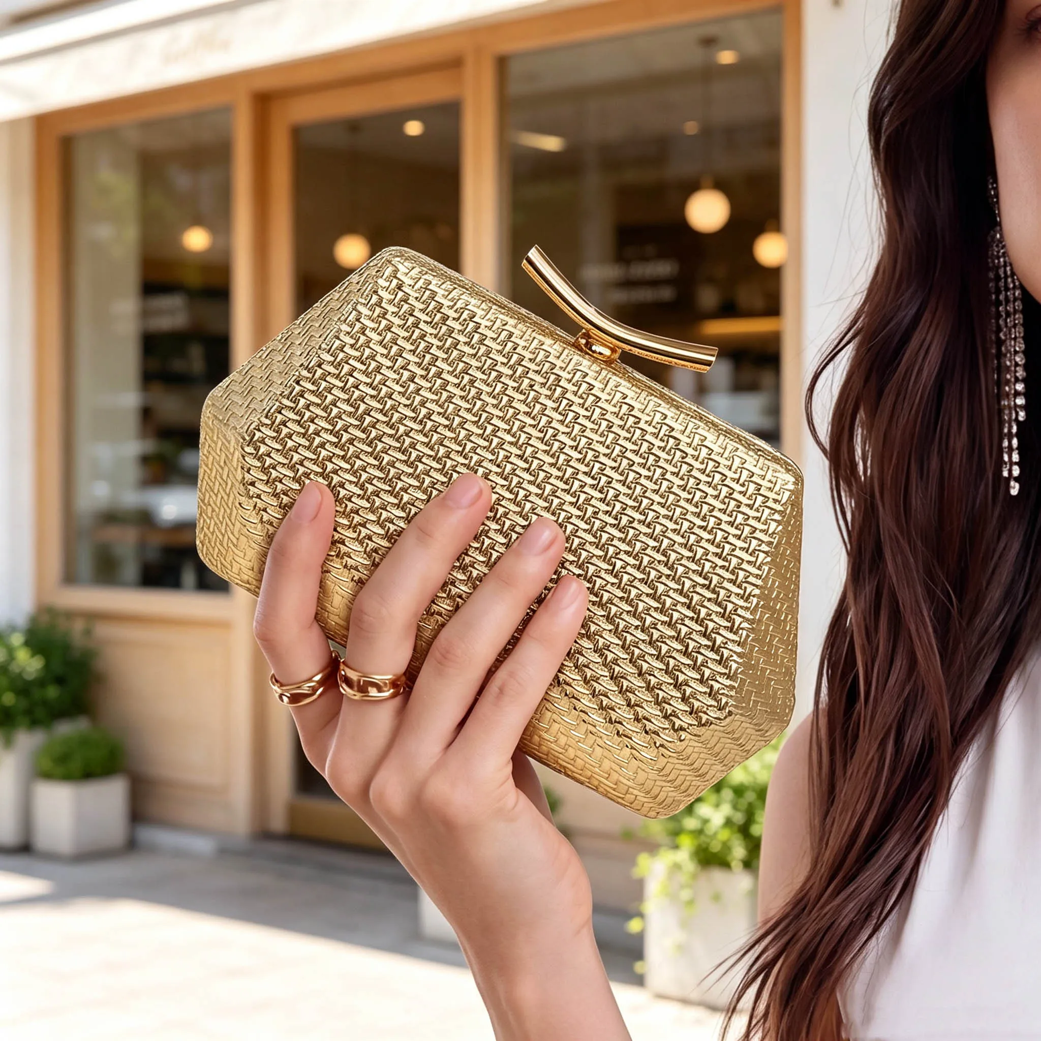Stilvolle und elegante gewebte Abendclutch, luxuriöse Designer-Schultertasche mit Kette, minimalistische Damenhandtasche, Hochzeits-Abendclutch, Partytasche – Detail 4
