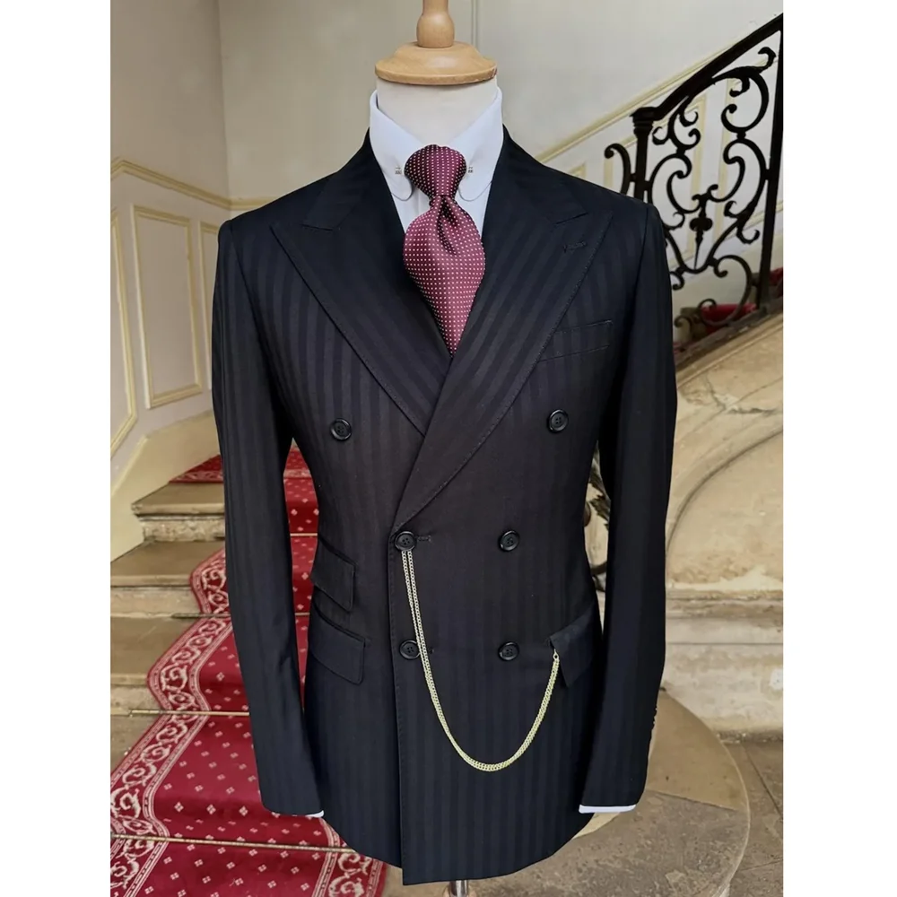 

Chic Men Striped Suit 2 Piece Fashion Double Breasted Peak Lapel Wear Blazer And Pants Formal Wedding Party Business Tuxedo