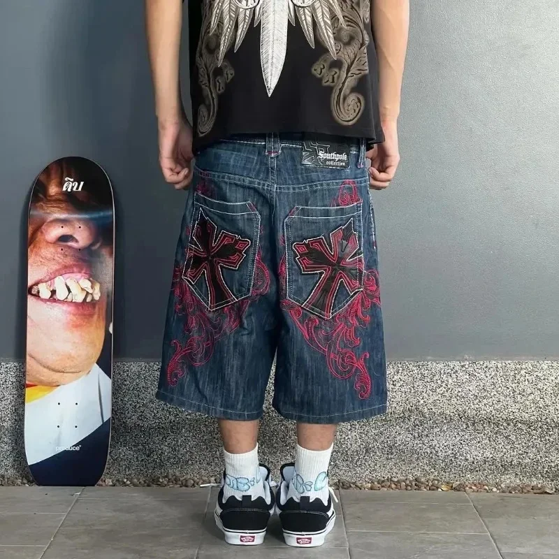 American Street Harajuku Wing Skull Pattern ricamo pantaloncini di jeans larghi da uomo Y2K pantaloni corti a vita alta gotici di nuova moda