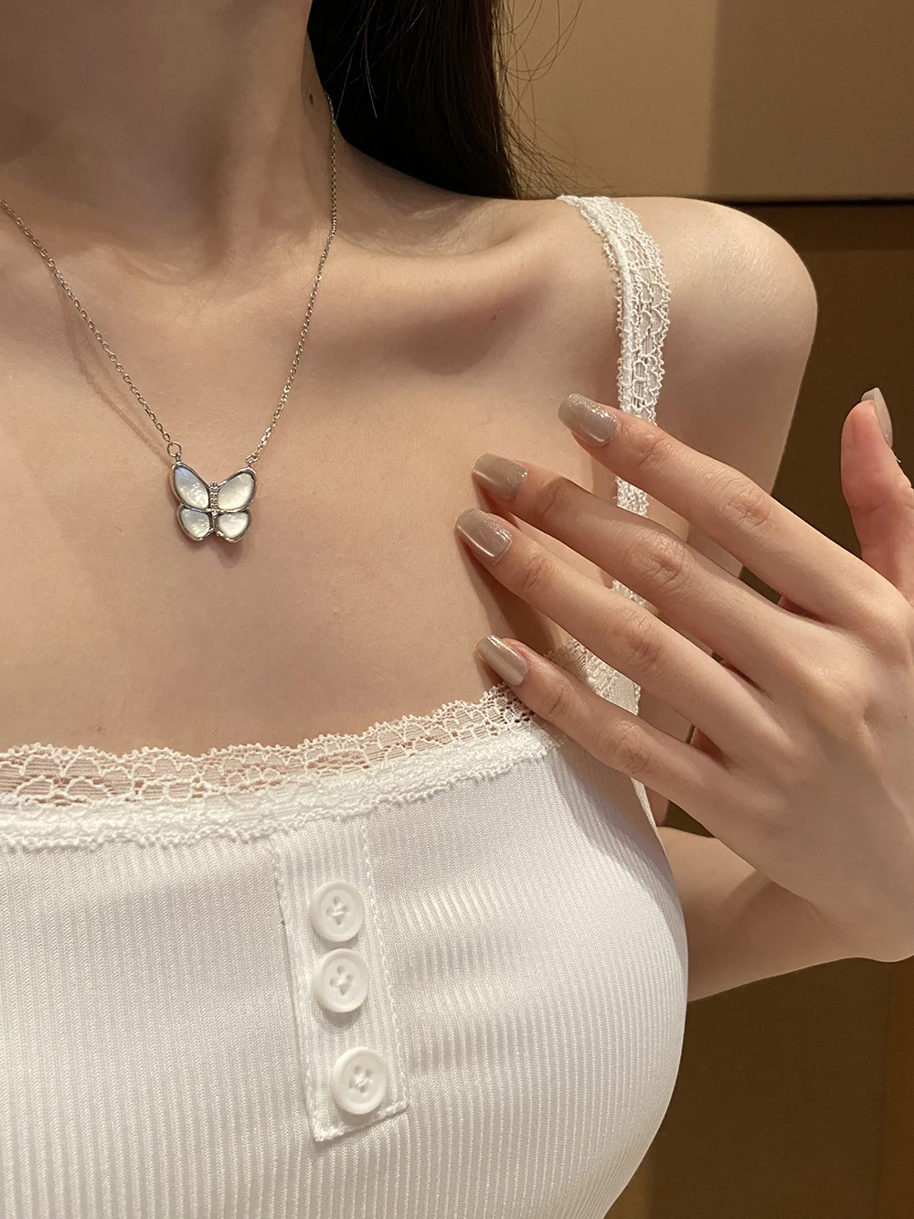 S925 Silver Fashion Elegant Sparkling Butterfly Mother of Pearl Inlay Dainty Pendant Necklace Women Minimalist Chain Party Gift