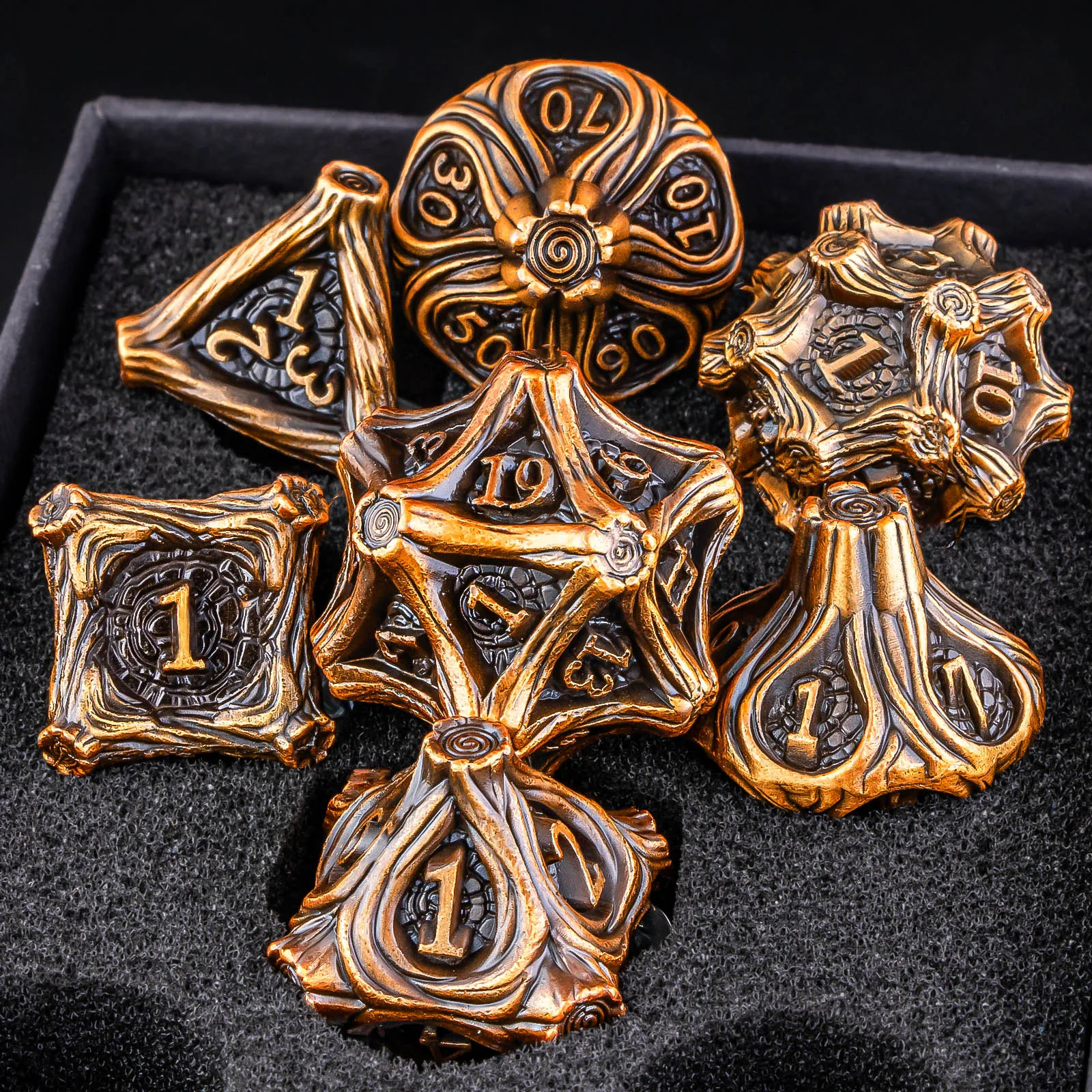 메탈 다이스 DND 세트 던전 앤 드래곤 RPG 롤플레잉 게임 폴리헤드럴 다이스 세트 D20 D12 D10 D8 D6 D4 {앤틱 골드}