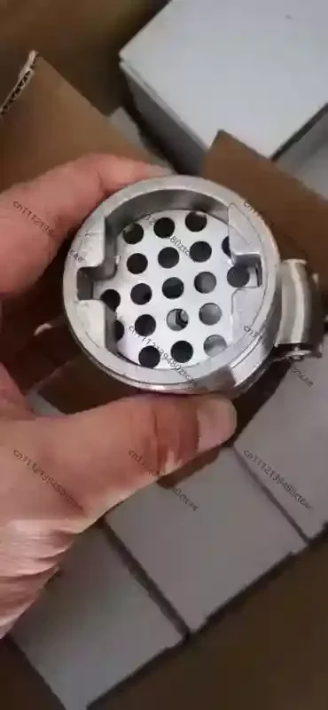 304 Stainless Steel Closed Vacuum Suction Wall Valve Threaded Pipe End Fitting