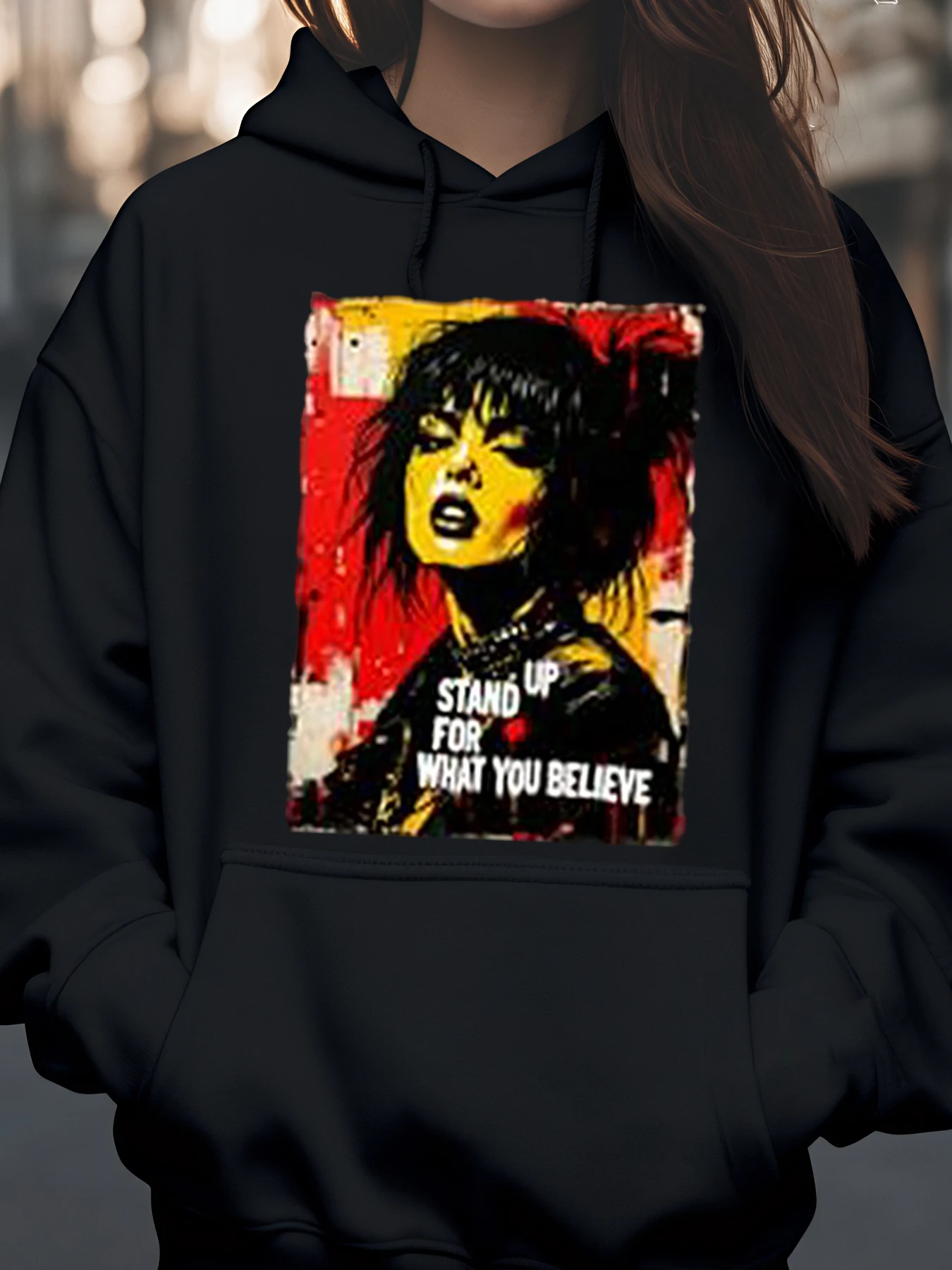 سترة بقلنسوة مطبوعة من Pop Art Woman Stand Up for What You Believe للنساء غير الرسمي