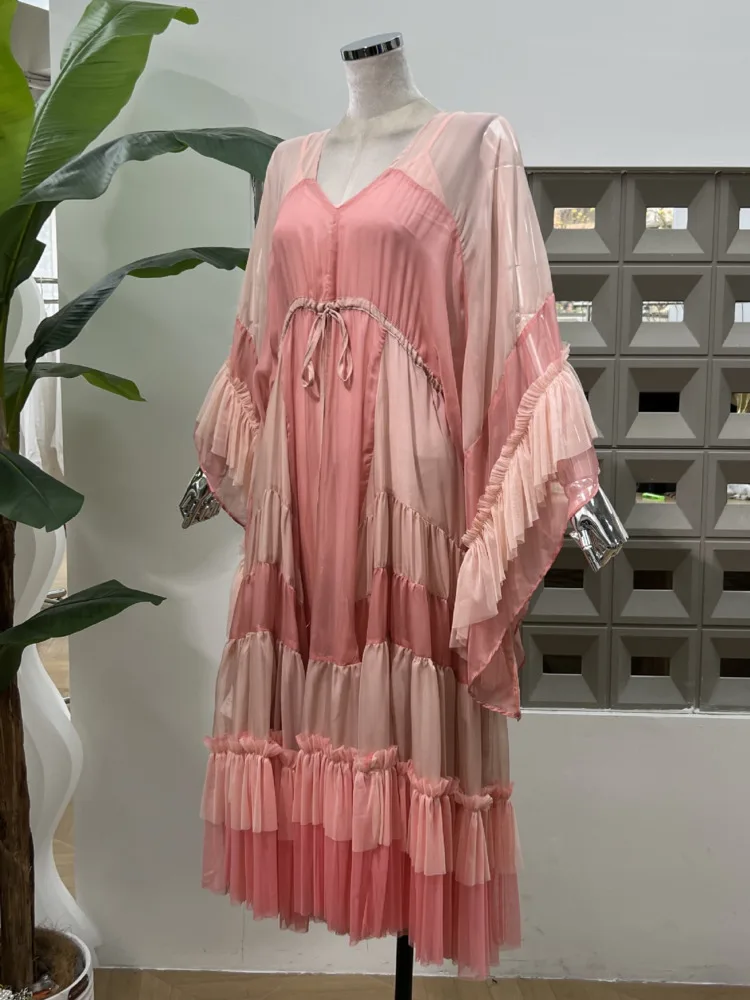 DFDG 2025 SS Damska Różowa Prześwitująca Sukienka Plażowa z Szyfonu Elegancka Sukienka Resortowa z Dekoltem w Serek i Patchworkiem Luźna Sukienka Wakacyjna w Stylu Boho