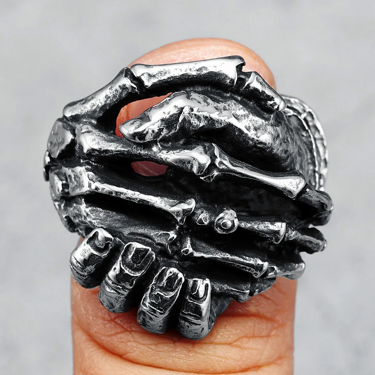 316L Stainless Steel Skull Rings Skeleton Shake Hands Ring Male Rock Punk Gothic Party for Biker Men Friend Jewelry Best Gift