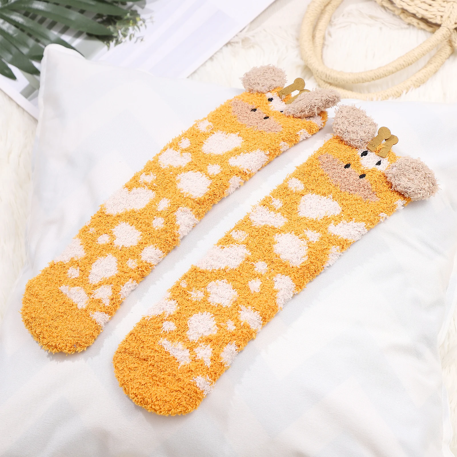 

1 Pair Embroidered 3D Ear Coral Fleece Sleeping Socks One Size Warm Non Slip Floor Socks for Kids Winter Indoor Use