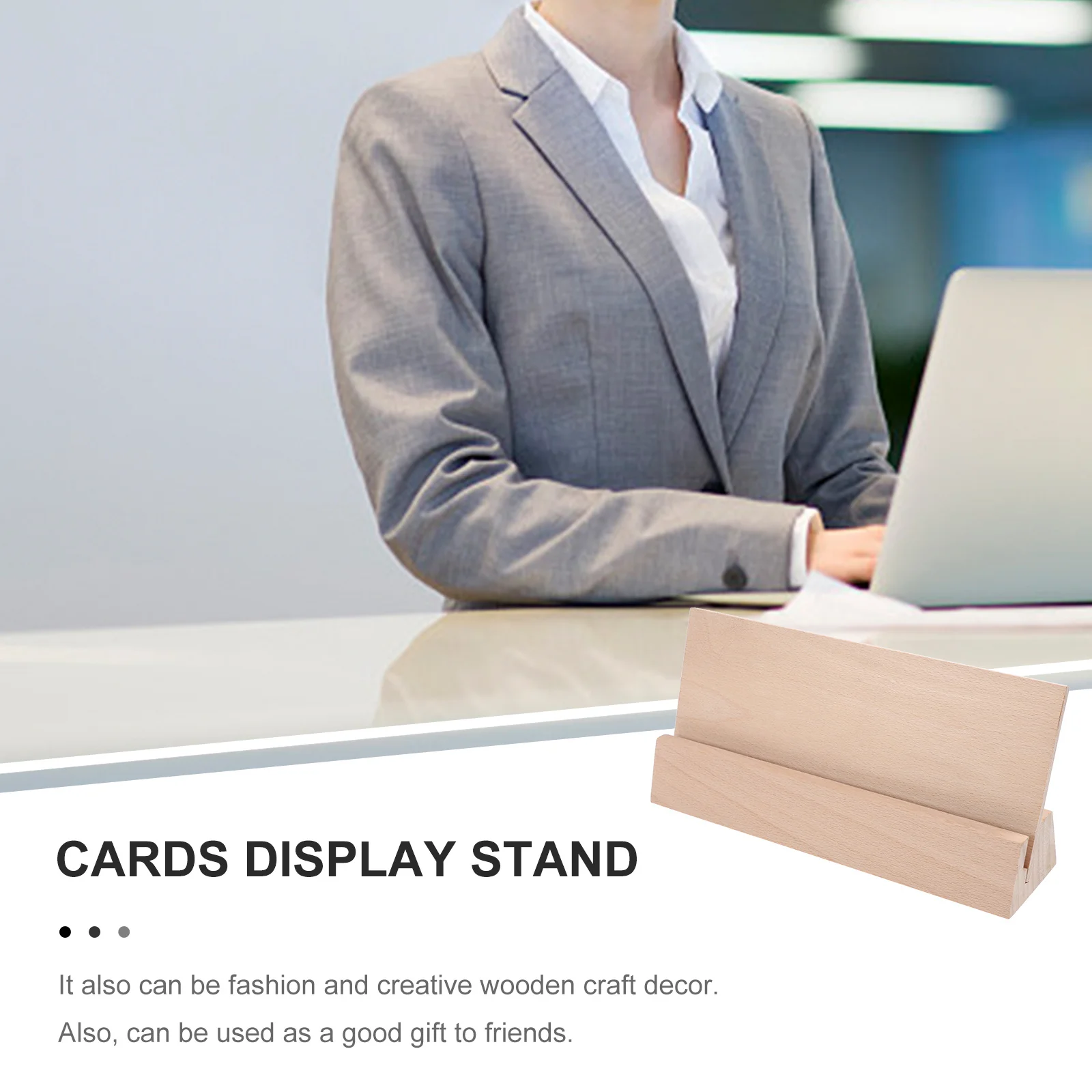 

1Pcs Wooden Cards Base Solid Wood Desk Organizer Natural Craft Decor for Chess Room Hotel Casino Card Displaying Stand