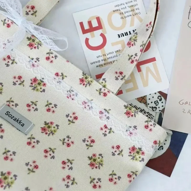 

2025 Новая холщовая большая сумка в корейском стиле с цветочным принтом, пригородная сумка в лесном стиле с цветочным принтом, нишевая сумка